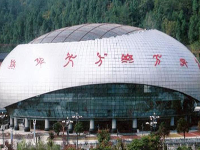 吴江体育中心球形网架加工安装